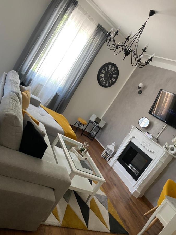 Appartement Cosy Et Moderne, Proche Cite Des Papes Avignon Exterior photo